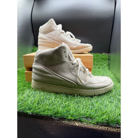 Nike Air Python - White- Size 10.5M - Picture 1 of 10